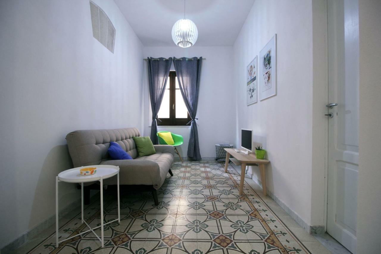 De Nobili'S Apartments Trapani Exterior foto